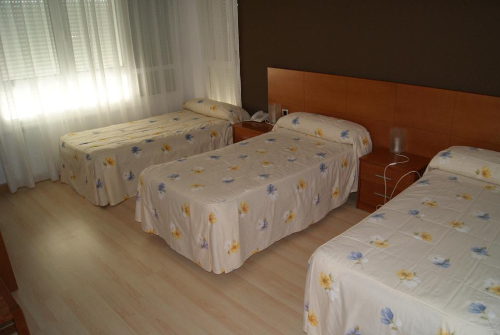 Hotel Sierra De Atapuerca Santovenia De Oca Habitación foto